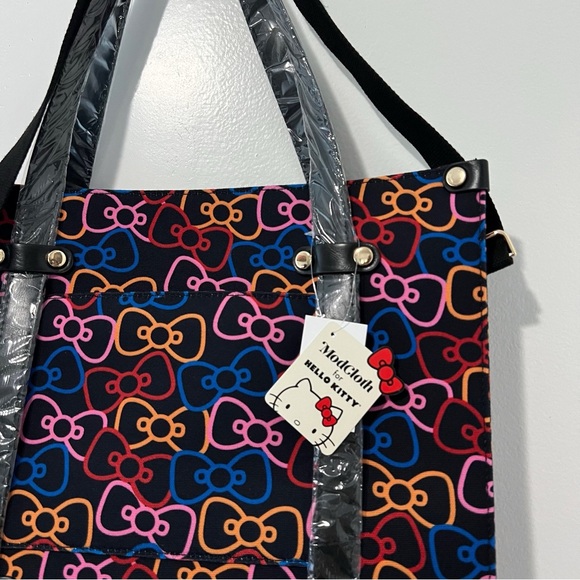ModCloth x Hello Kitty Bows Camp Director Zipped Tote - Picture 4 of 8